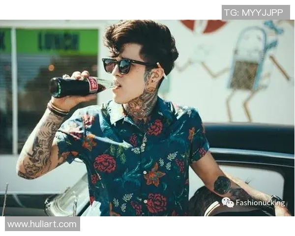 足坛巨星与纹身故事揭秘足球场上纹身背后的热血与个性